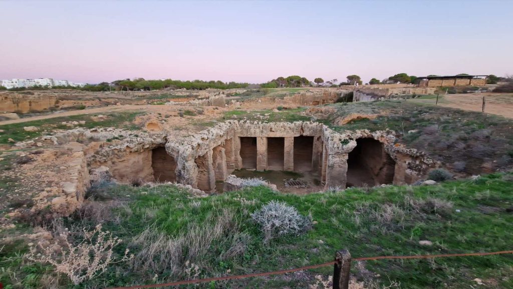 tombs-of-the-Kings-cipar