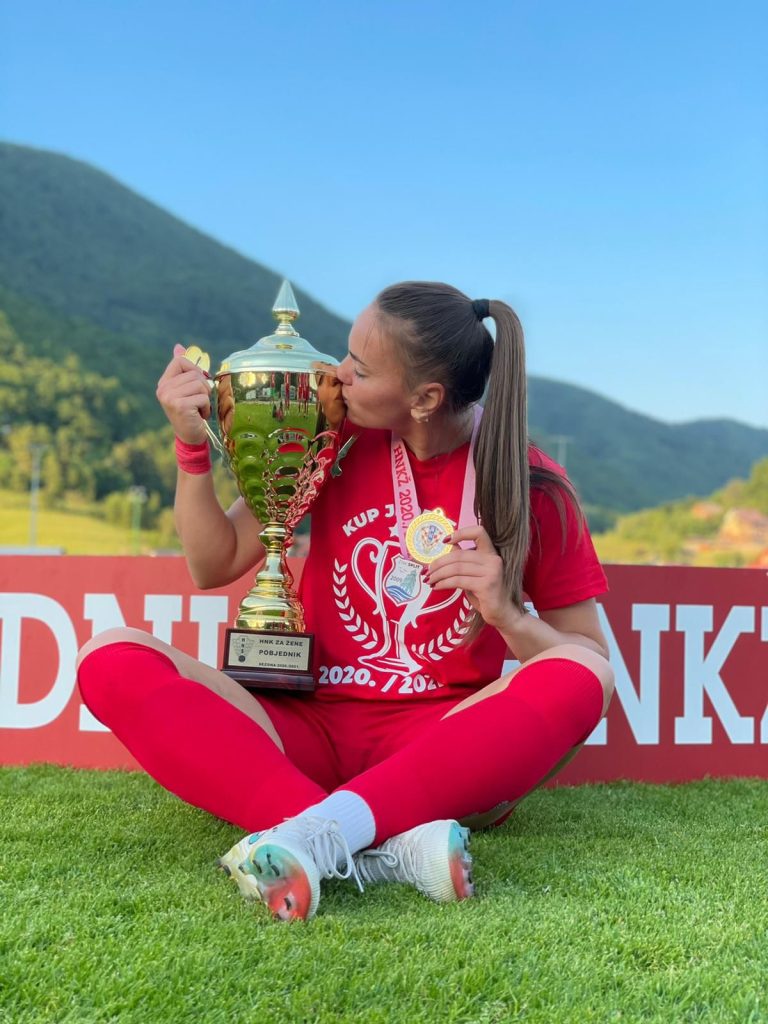 ana-dujmovic