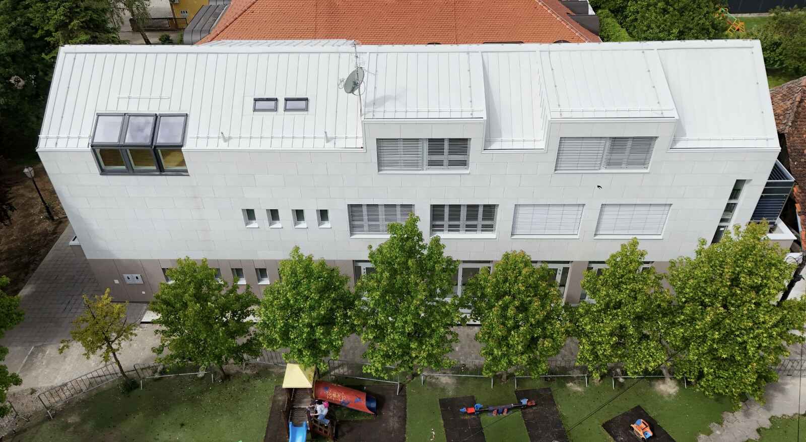simbolična foto